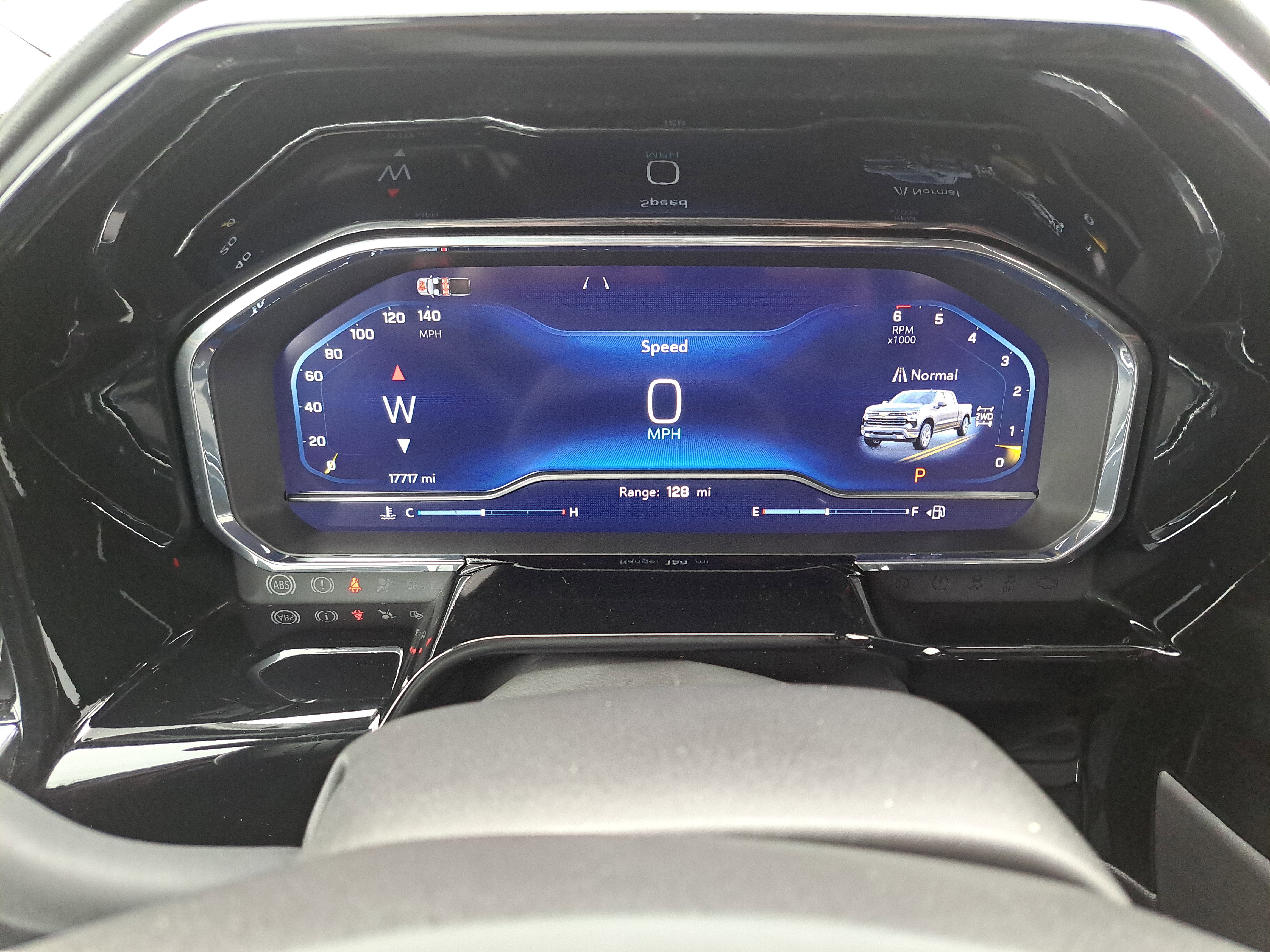 Certified 2025 Chevrolet Silverado 1500 LTZ w/ Technology Package image 15