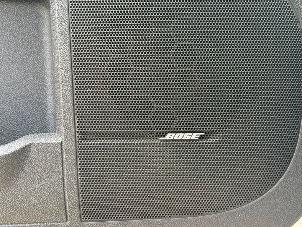 Used 2015 GMC Acadia Denali image 14