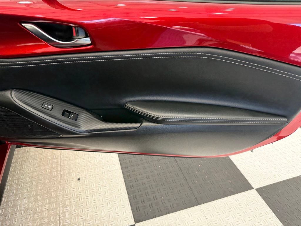 Used 2022 MAZDA MX-5 Miata Club RWD image 20