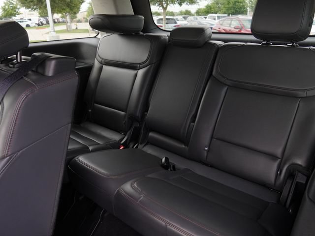 Used 2025 Ford Expedition Active AWD/4WD image 14