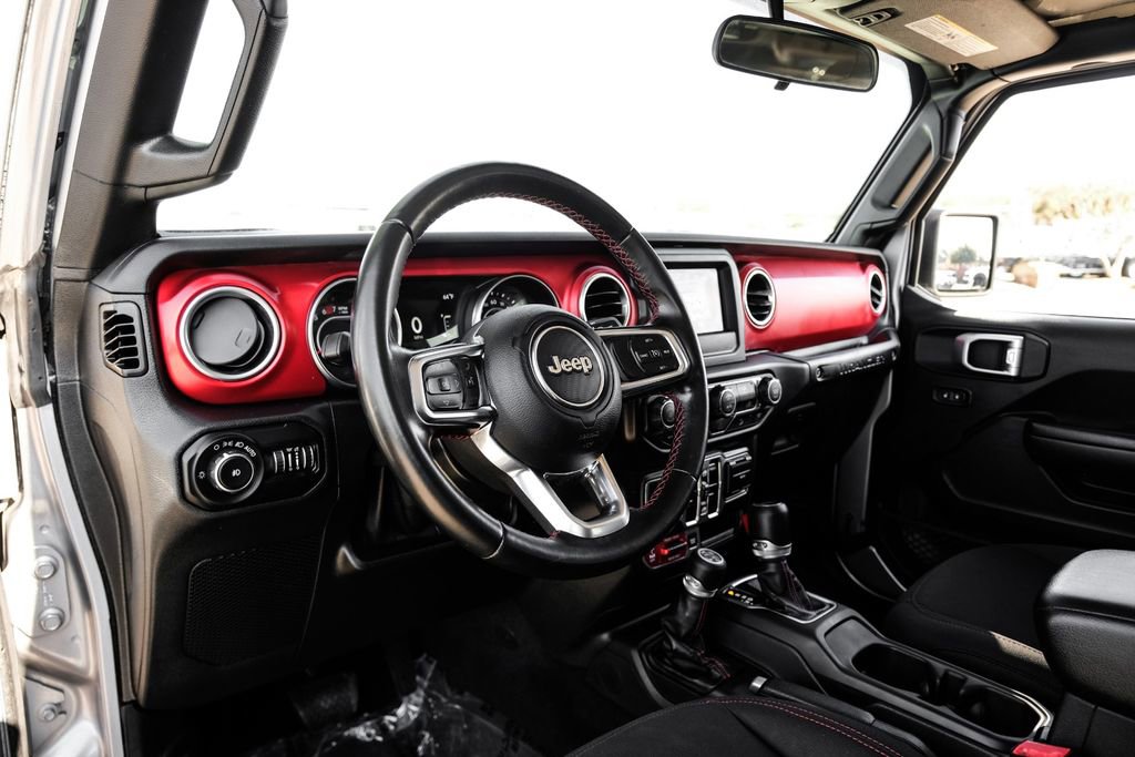 Used 2020 Jeep Wrangler Unlimited Rubicon image 2