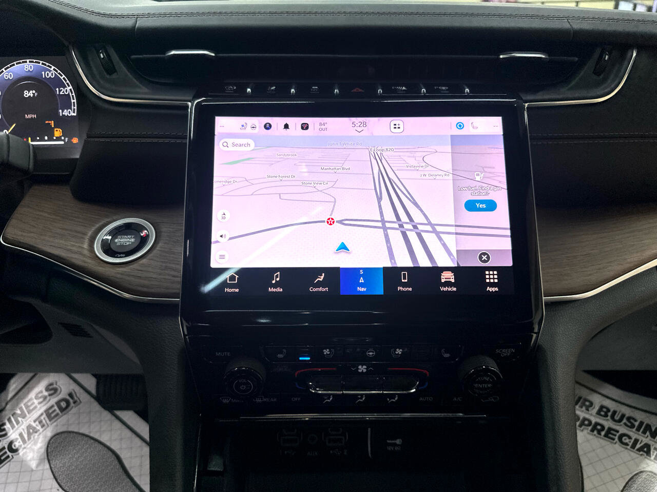 Used 2022 Jeep Grand Cherokee L Summit w/ Advanced Protech Group IV image 33