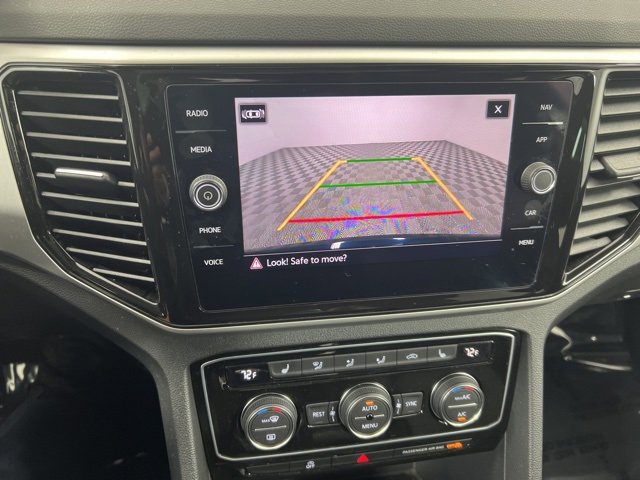 Used 2022 Volkswagen Atlas SEL R-Line image 19