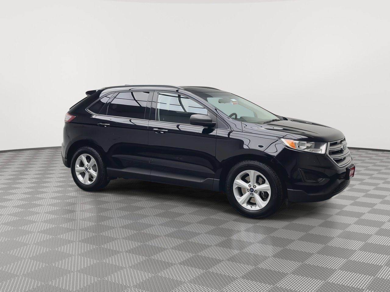 Used 2018 Ford Edge SE image 35