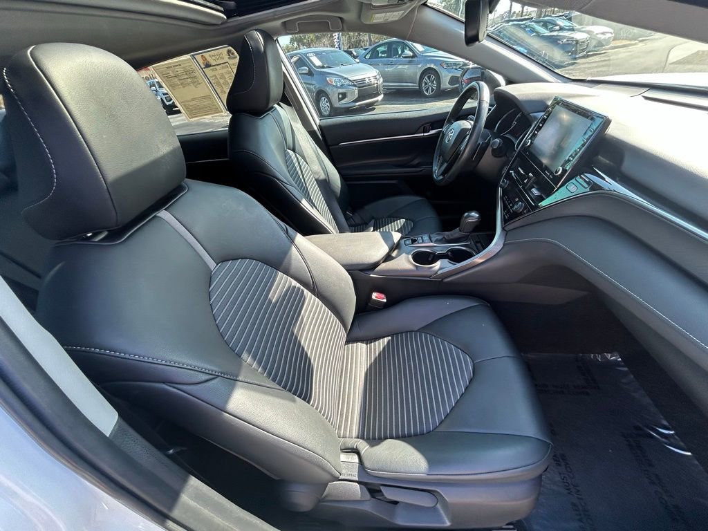 Used 2024 Toyota Camry SE w/ Audio Upgrade Package image 24
