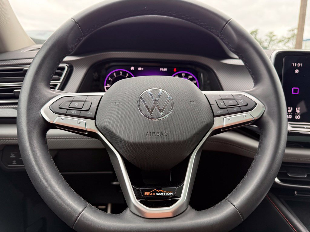 Used 2024 Volkswagen Atlas Peak Edition SE AWD/4WD image 26