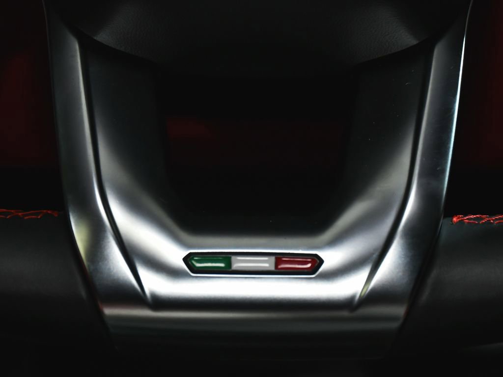 Used 2022 Lamborghini Urus AWD/4WD image 44