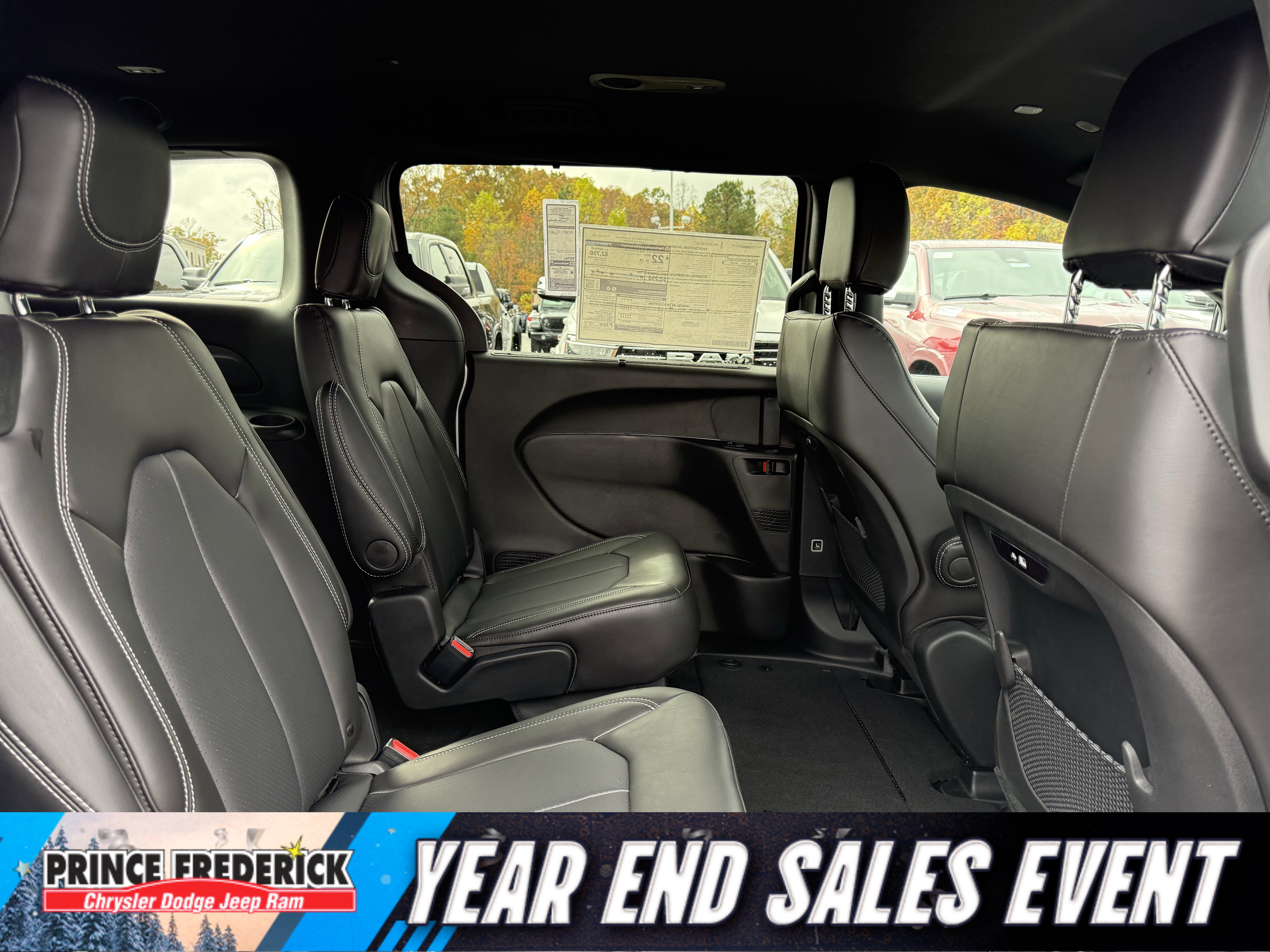 New 2026 Chrysler Pacifica Select image 15