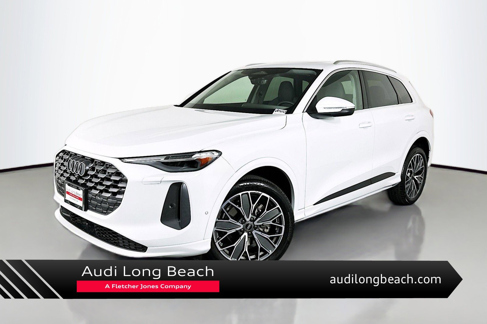 Used 2025 Audi Q5 Premium Plus w/ Premium Plus