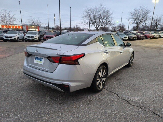 Used 2022 Nissan Altima 2.5 SV image 5
