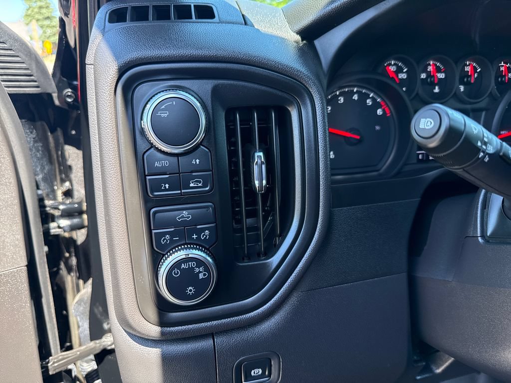 Used 2025 GMC Sierra 1500 Pro w/ Pro Value Package AWD/4WD image 15