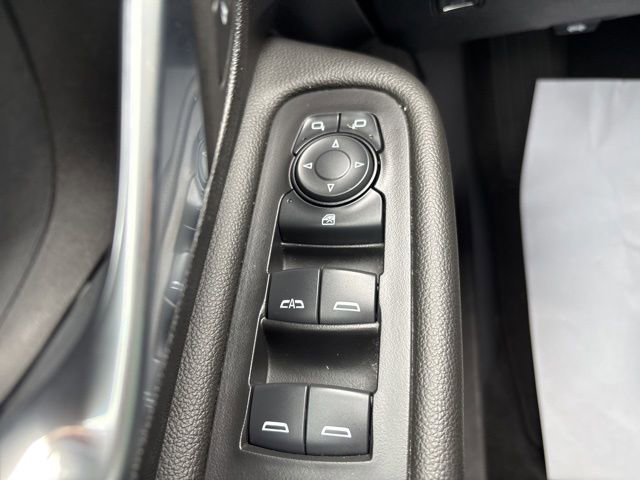 Used 2024 GMC Terrain SLT AWD/4WD image 19