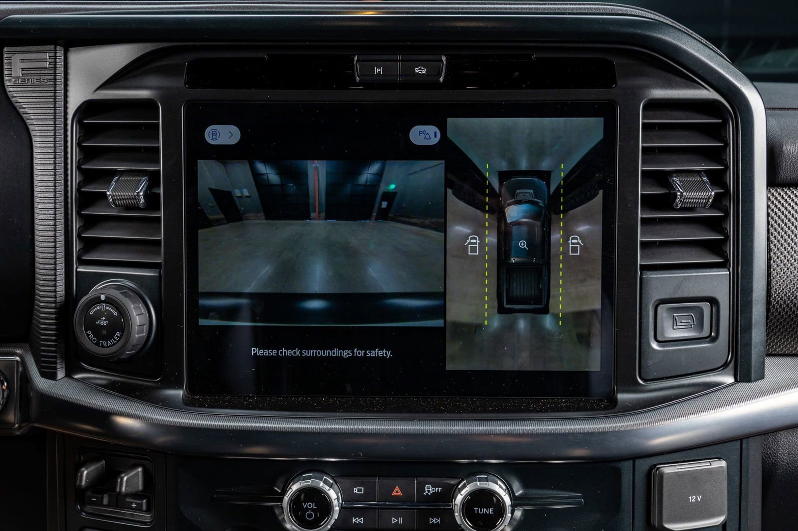 Used 2025 Ford F150 Raptor image 26