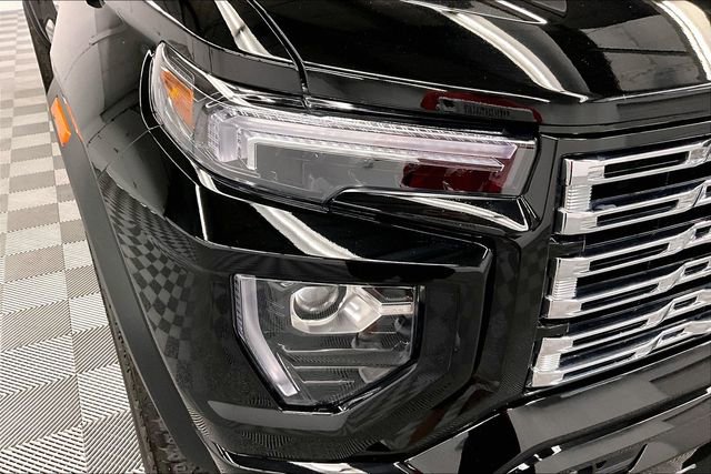 Used 2024 GMC Canyon Denali AWD/4WD image 35