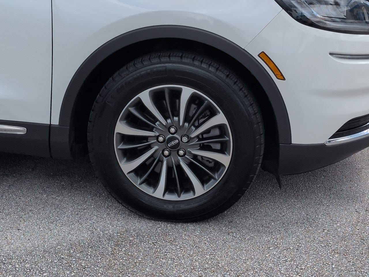 Certified 2023 Lincoln Nautilus Reserve AWD/4WD image 12