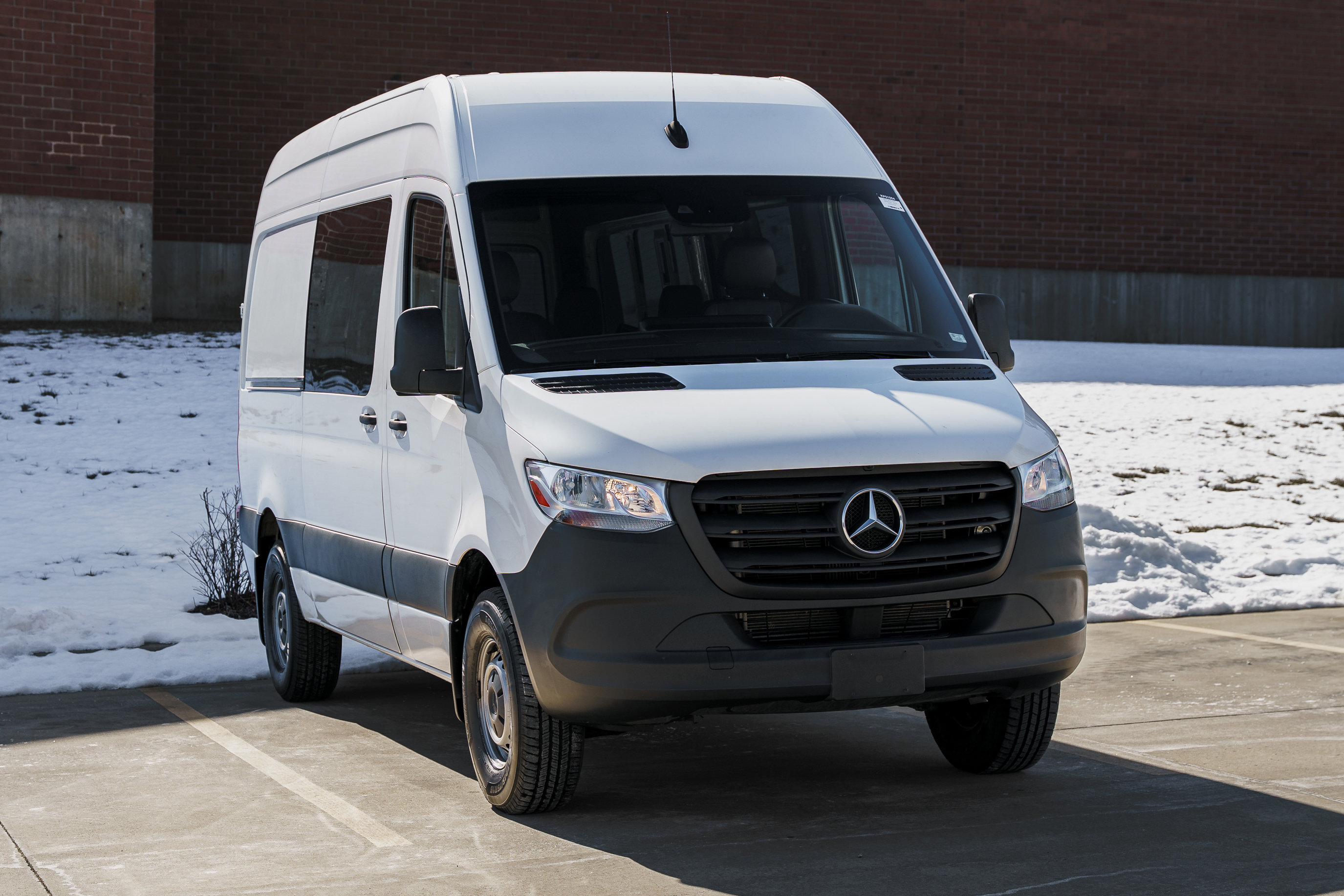 Used 2020 Mercedes-Benz Sprinter 2500 image 2