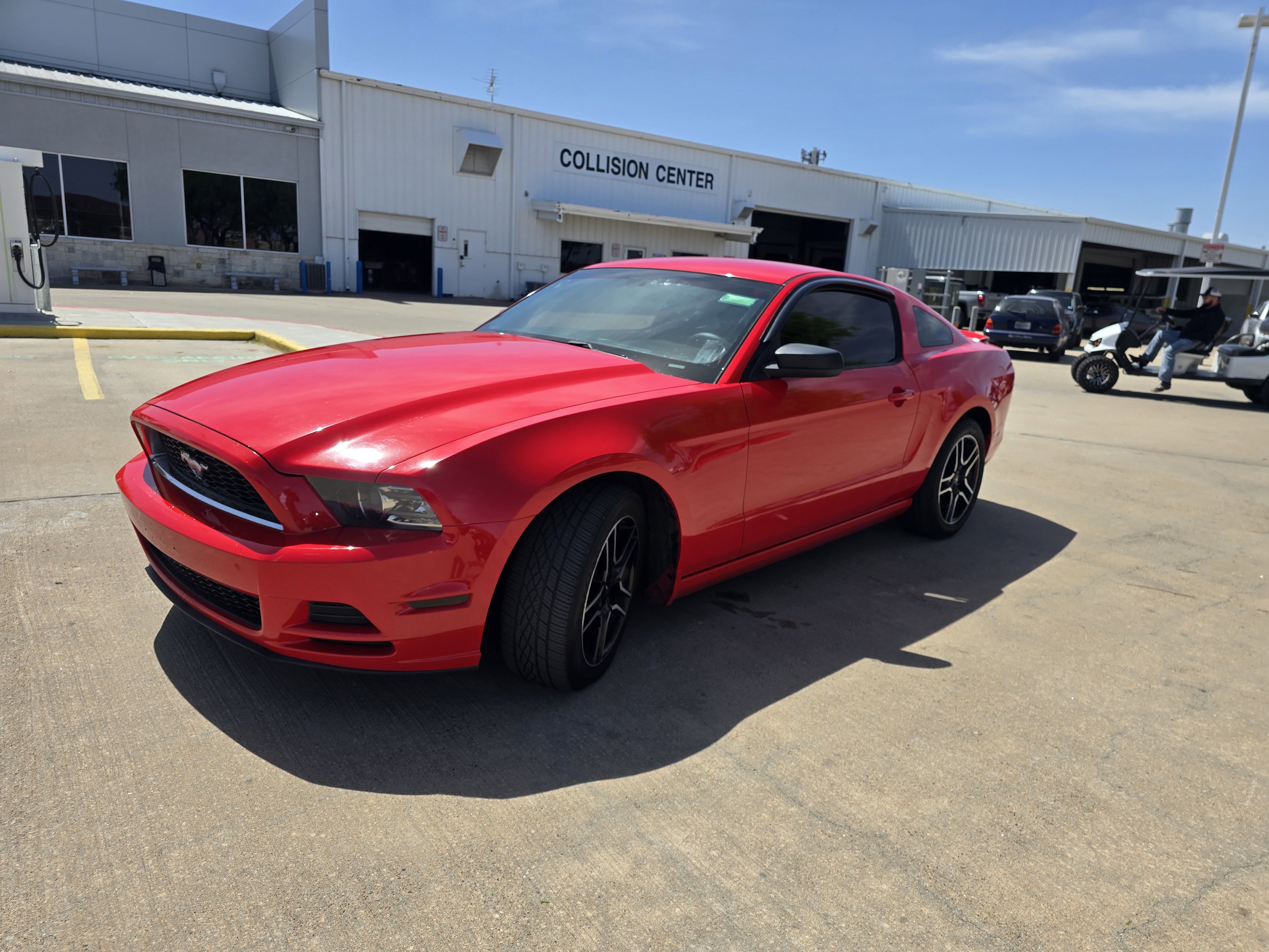 Used 2014 Ford Mustang Coupe image 7