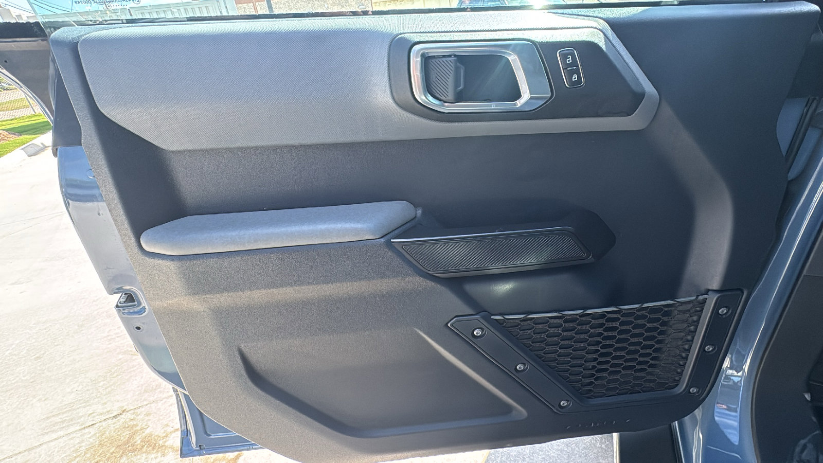 Used 2024 Ford Bronco Everglades AWD/4WD image 12