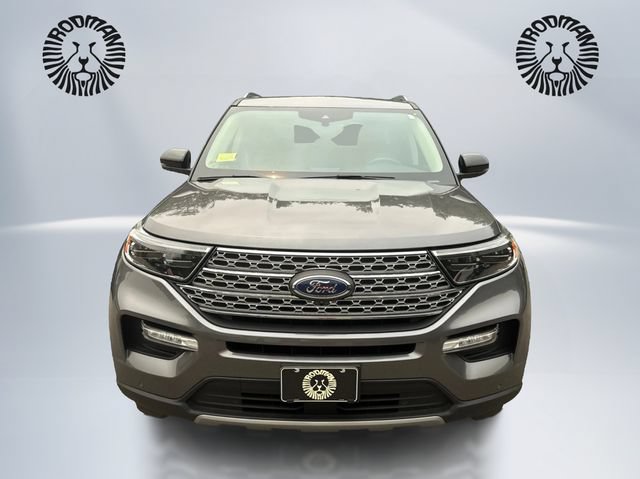 Certified 2021 Ford Explorer Limited w/ Equipment Group 301A AWD/4WD image 2