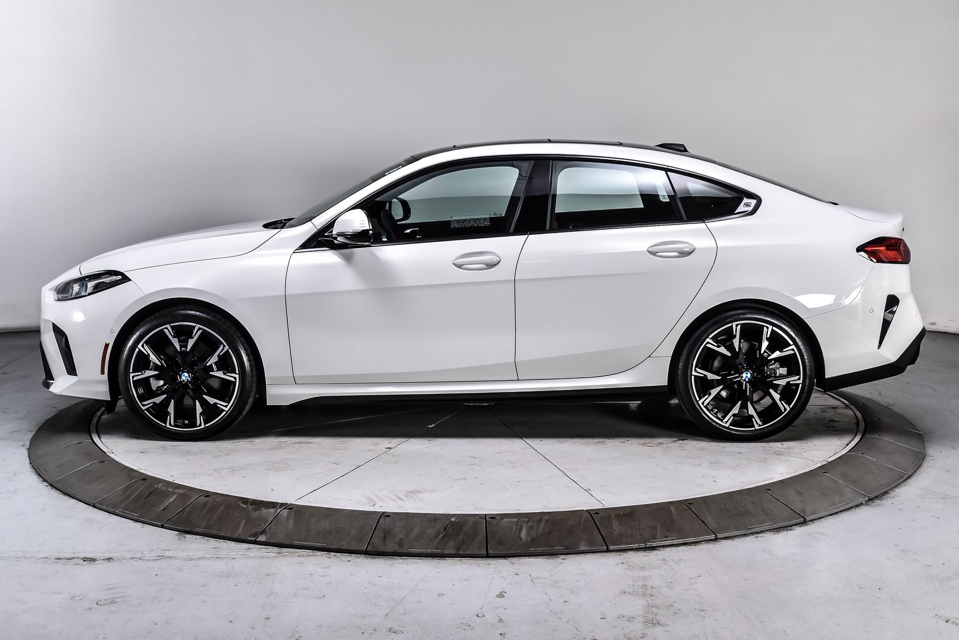 Used 2025 BMW 228i xDrive w/ Premium Package AWD/4WD image 3