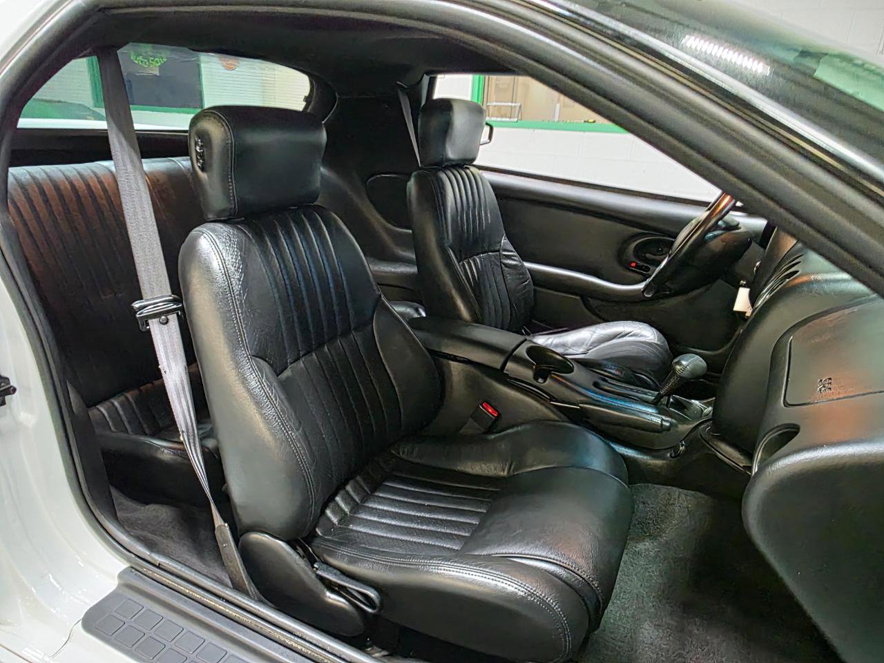 Used 2002 Pontiac Firebird Formula w/ Opt Pkg image 19