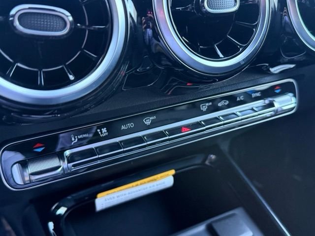 New 2026 Mercedes-Benz GLB 250 4MATIC image 14