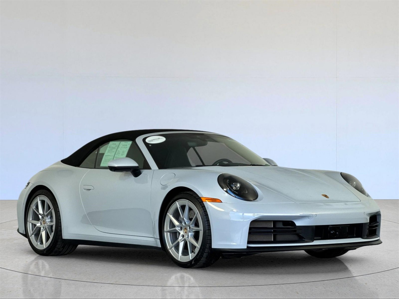 Certified 2025 Porsche 911 Carrera image 10