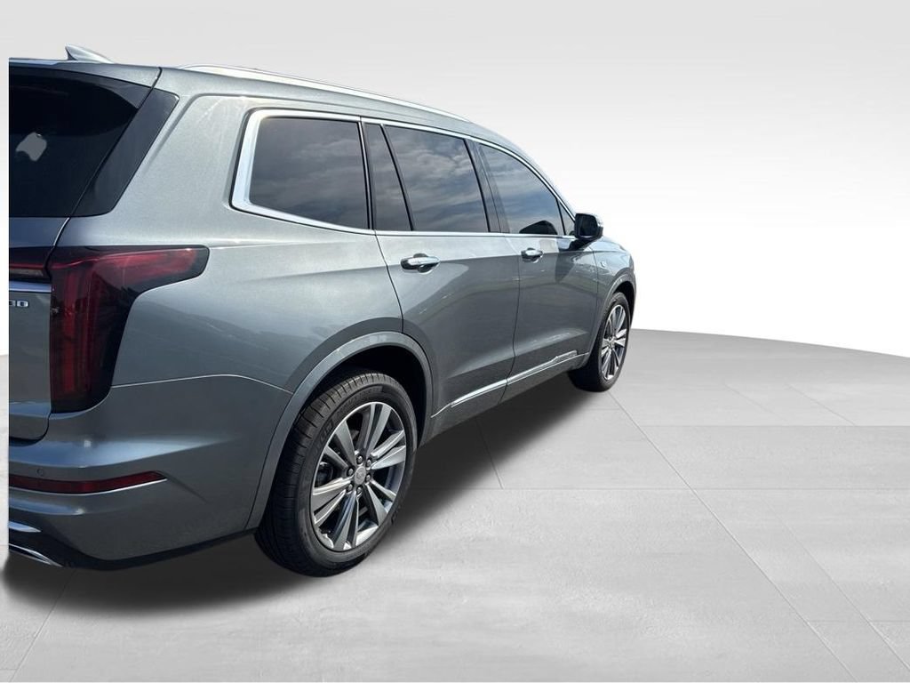 Used 2020 Cadillac XT6 Premium Luxury w/ LPO, Floor Liner Package AWD/4WD image 2