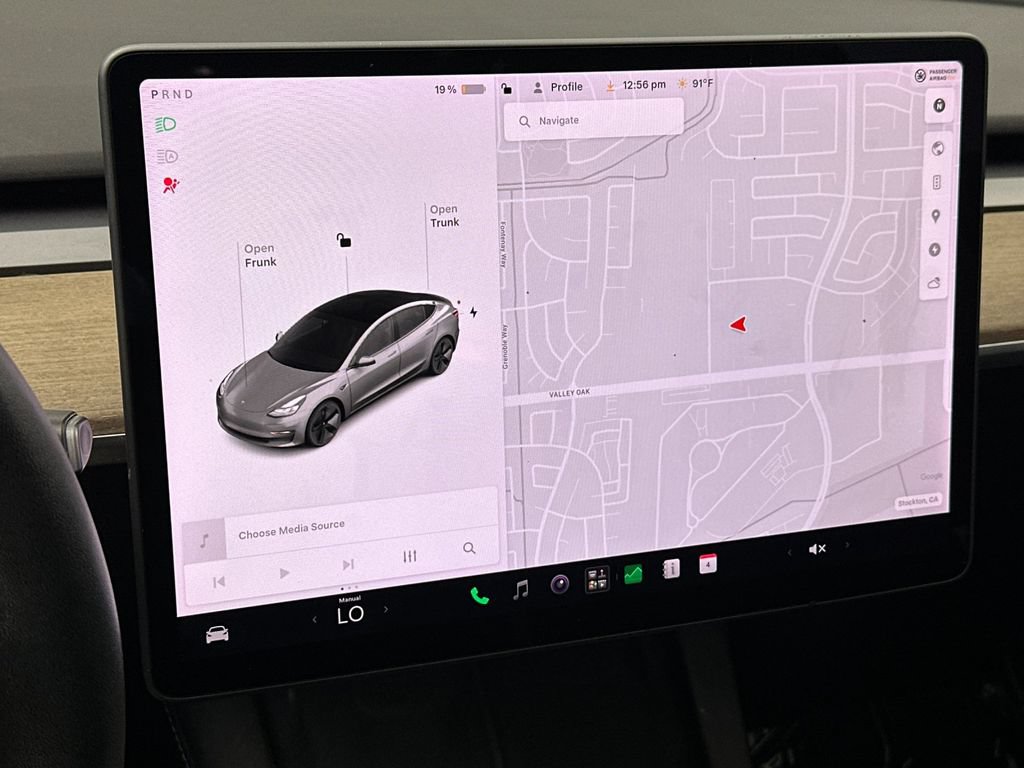 Used 2022 Tesla Model 3 Long Range AWD/4WD image 17