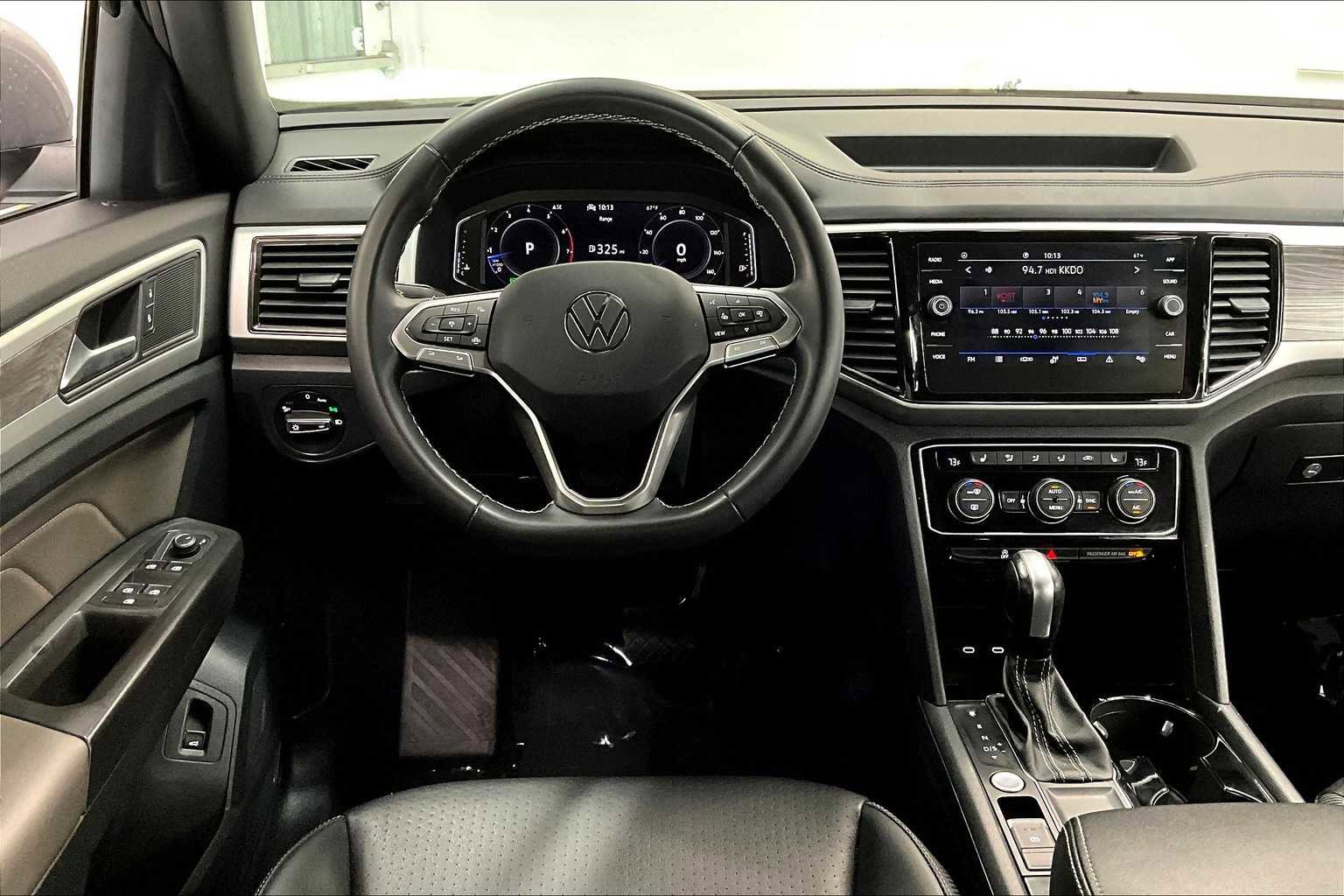 Used 2022 Volkswagen Atlas Cross Sport SE image 8