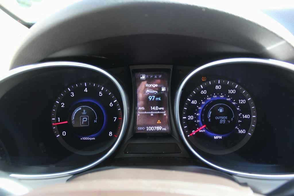 Used 2013 Hyundai Santa Fe Sport w/ Technology Pkg AWD/4WD image 15