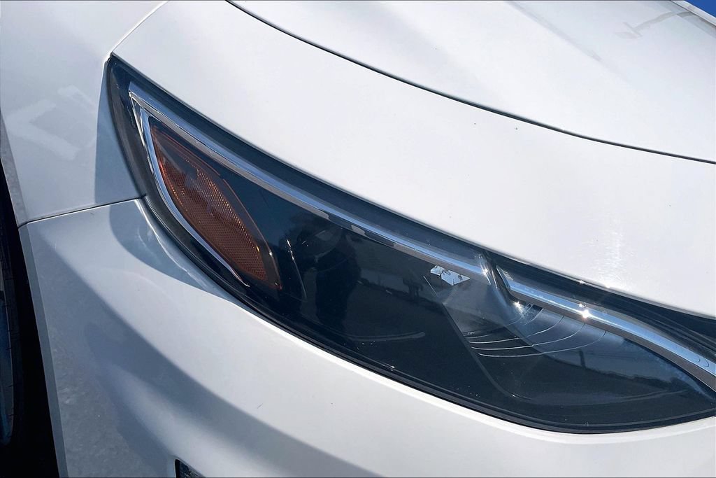 Used 2022 Chevrolet Malibu LT w/ Leather Package FWD image 31