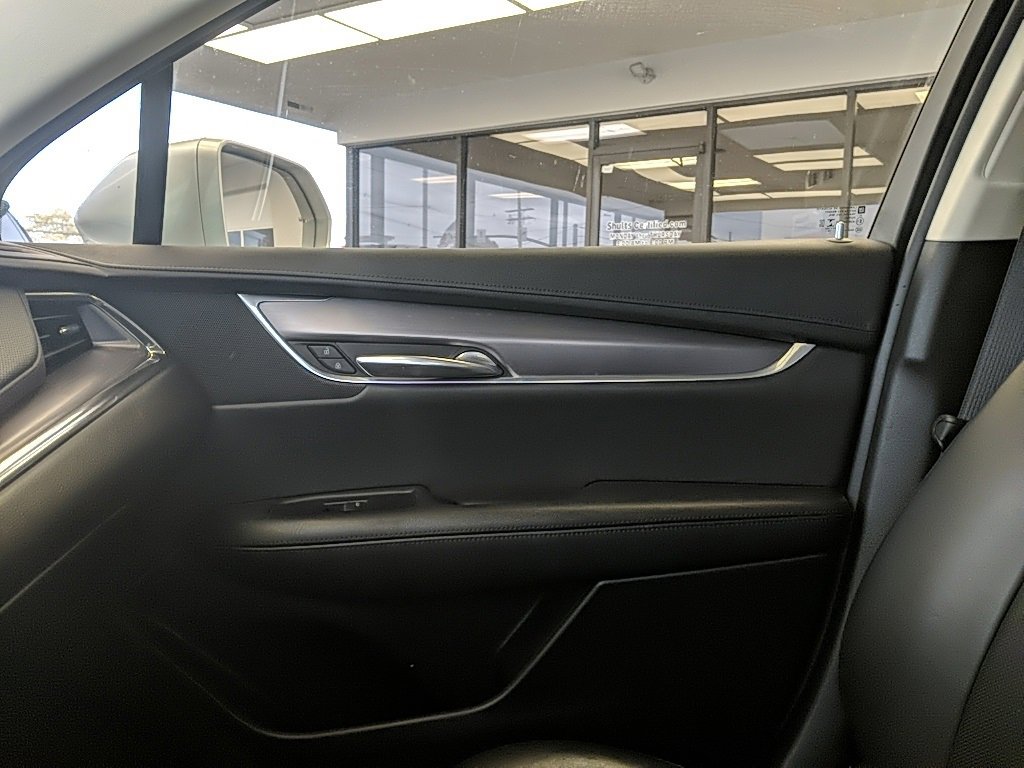 Used 2019 Cadillac XT5 Premium Luxury image 18