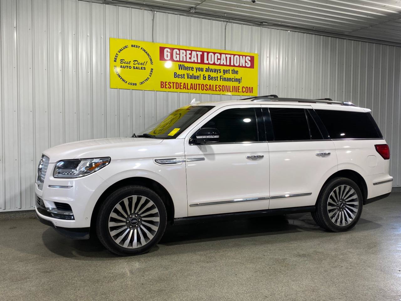 Used 2018 Lincoln Navigator Reserve w/ Technology Package AWD/4WD image 1