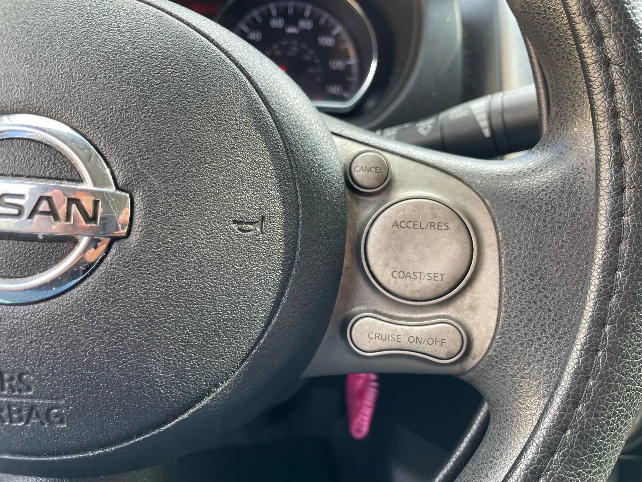 Used 2012 Nissan Versa SL image 17