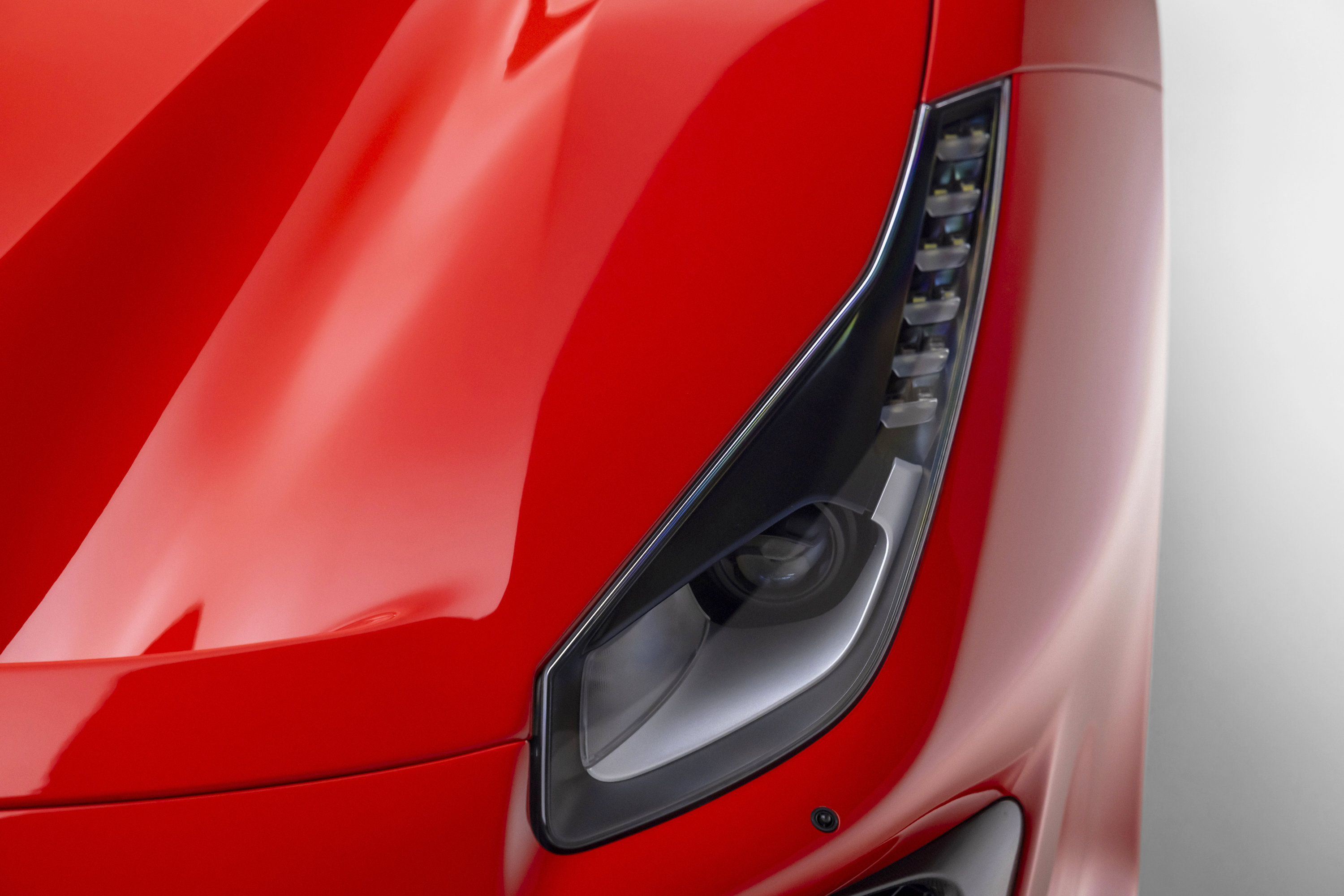 Certified 2020 Ferrari 488 Pista Coupe RWD image 24