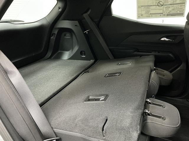 New 2027 Chevrolet Bolt LT w/ Comfort Package FWD image 28