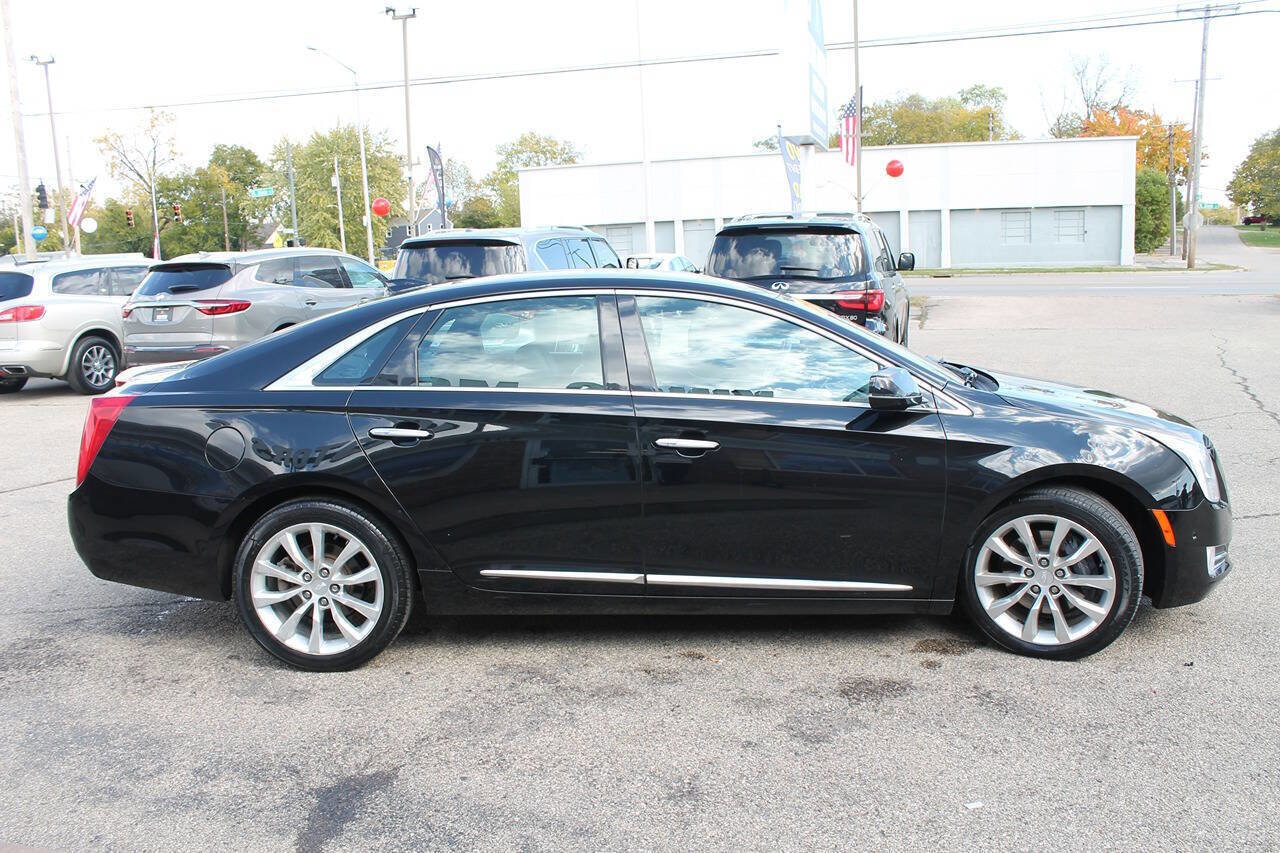 Used 2017 Cadillac XTS Luxury image 6