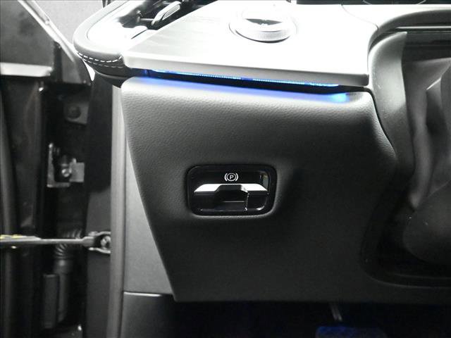 New 2026 Mercedes-Benz E 350 4MATIC Sedan image 18