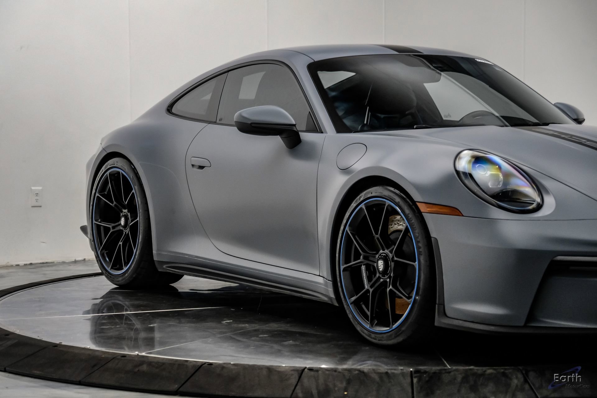 Used 2023 Porsche 911 GT3 RWD image 25