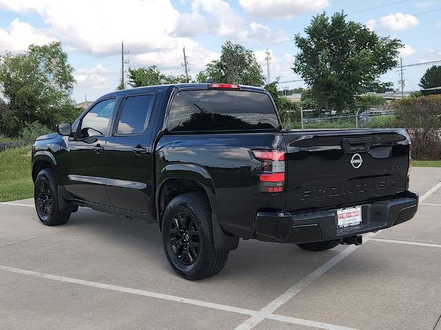 Certified 2023 Nissan Frontier SV w/ Midnight Edition Package AWD/4WD image 7