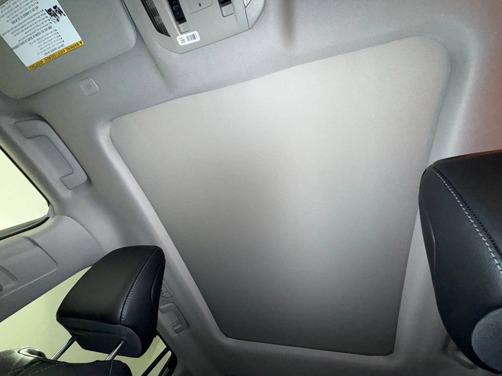 Certified 2024 Toyota Highlander Platinum AWD/4WD image 19