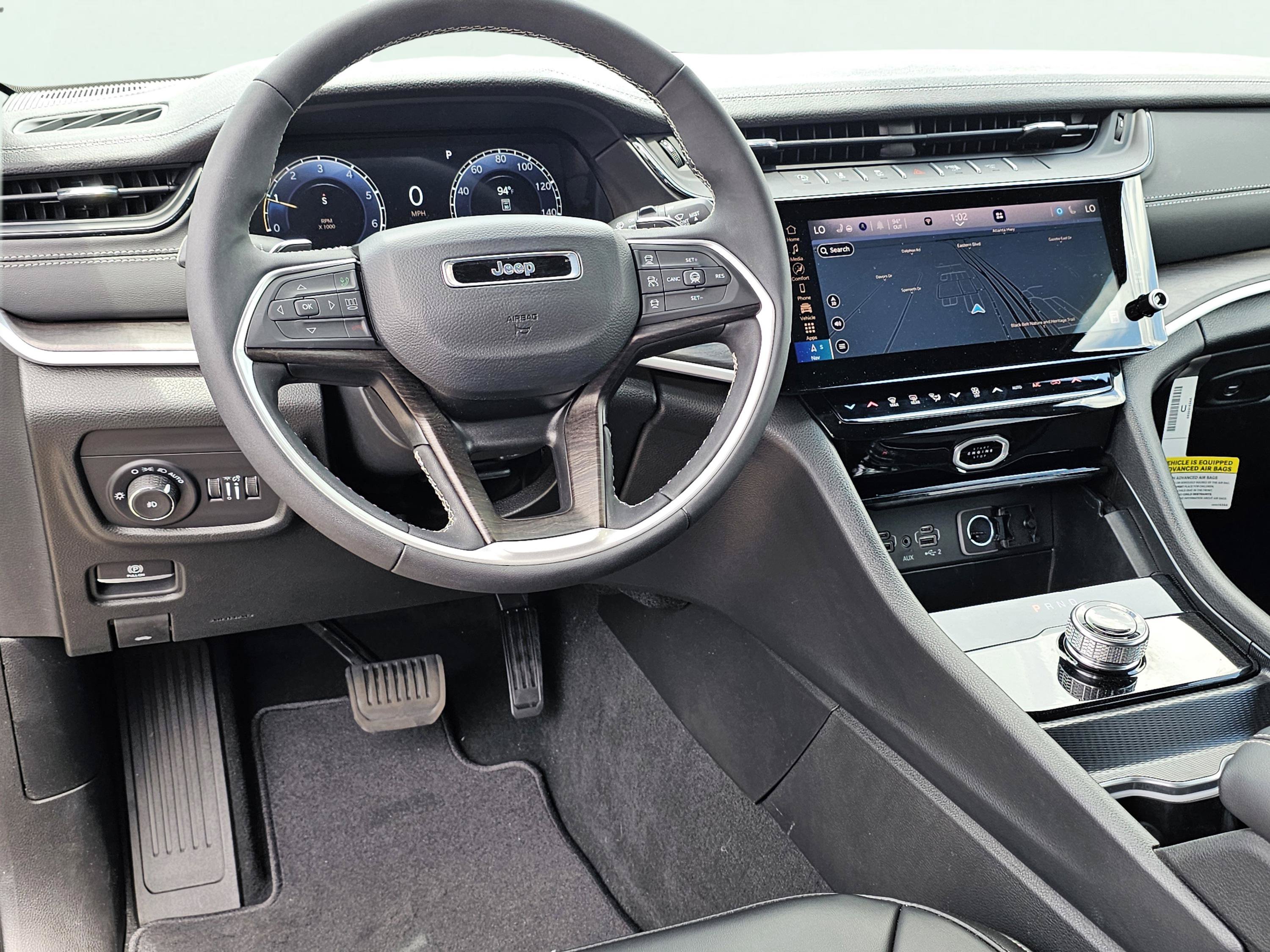 New 2026 Jeep Grand Cherokee Limited RWD image 33