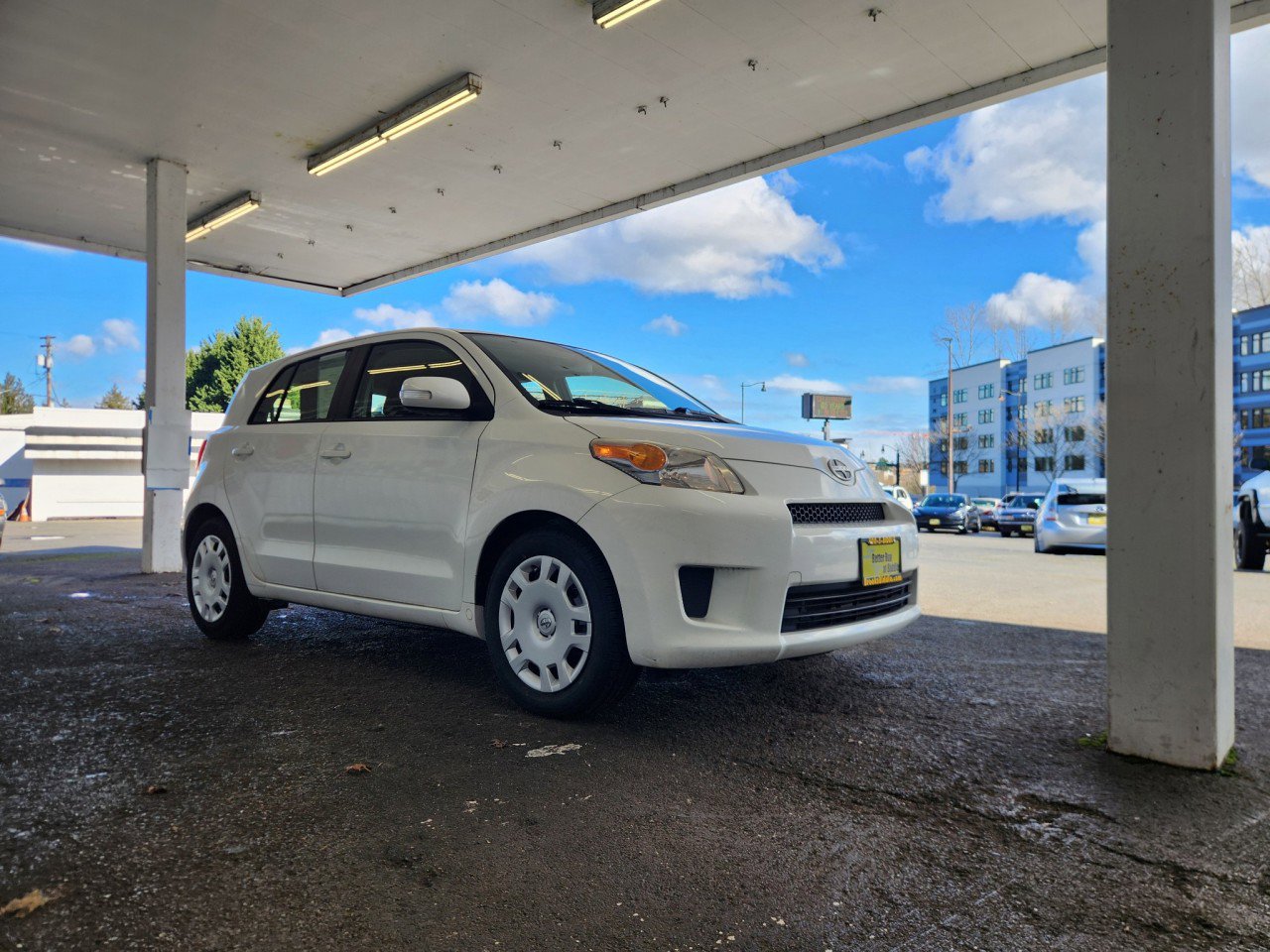 Used 2013 Scion xD image 7