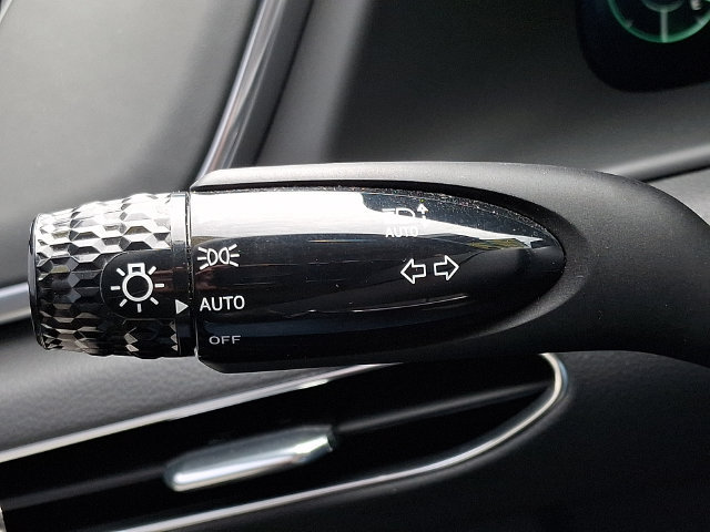 Used 2023 Hyundai Sonata Limited FWD image 28