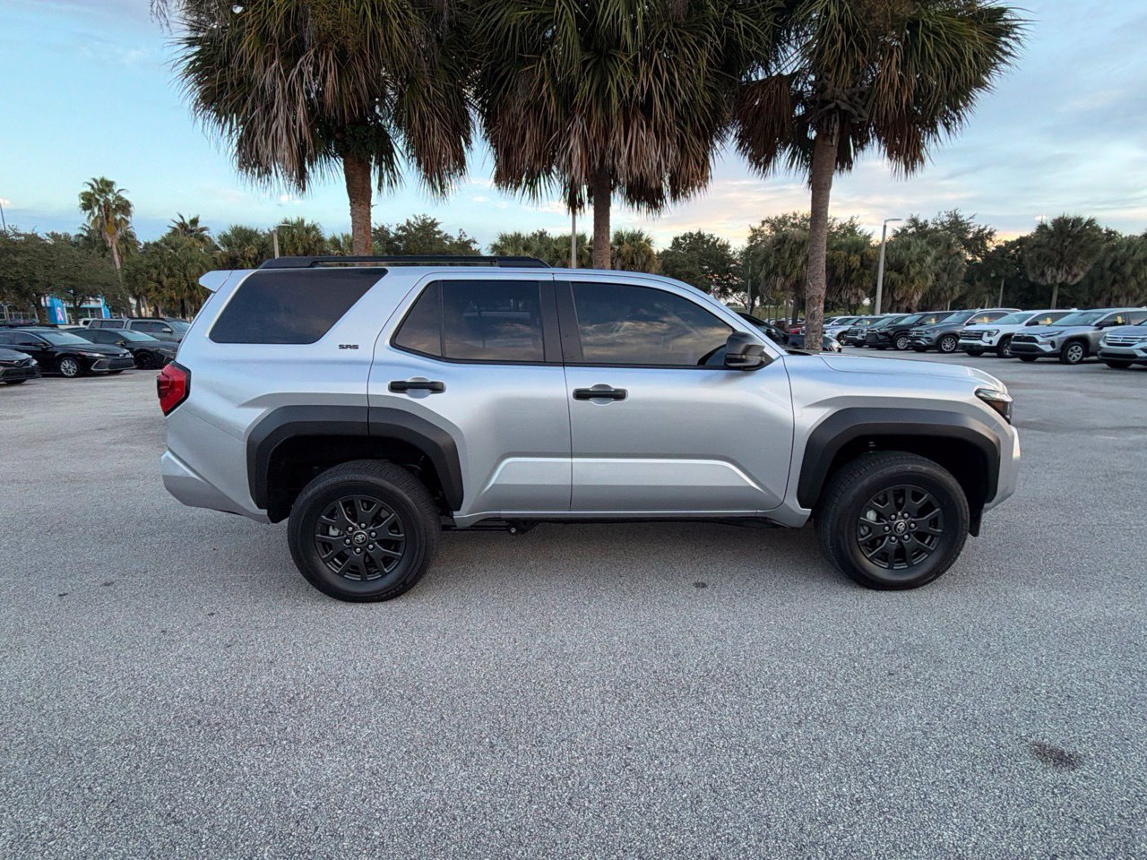 Used 2026 Toyota 4Runner SR5 AWD/4WD image 4