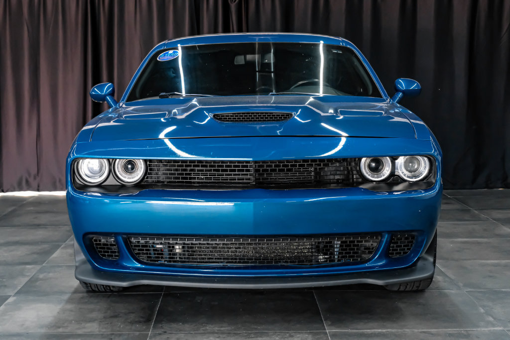 Used 2023 Dodge Challenger SXT w/ Blacktop Package RWD image 5