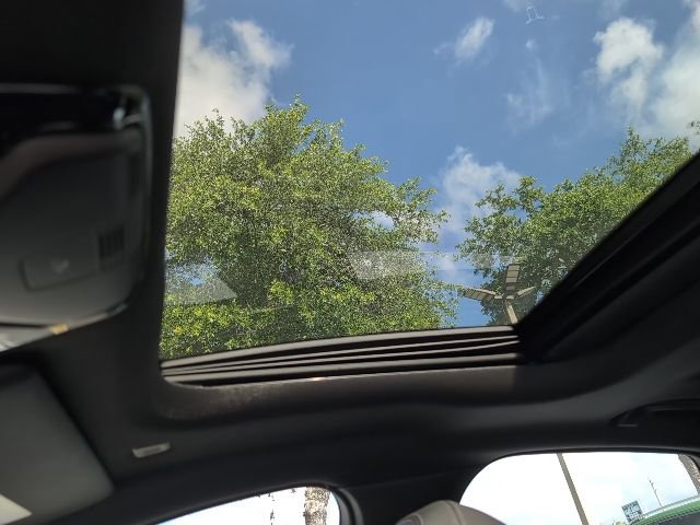 Used 2025 BMW 430i xDrive w/ M Sport Package image 21