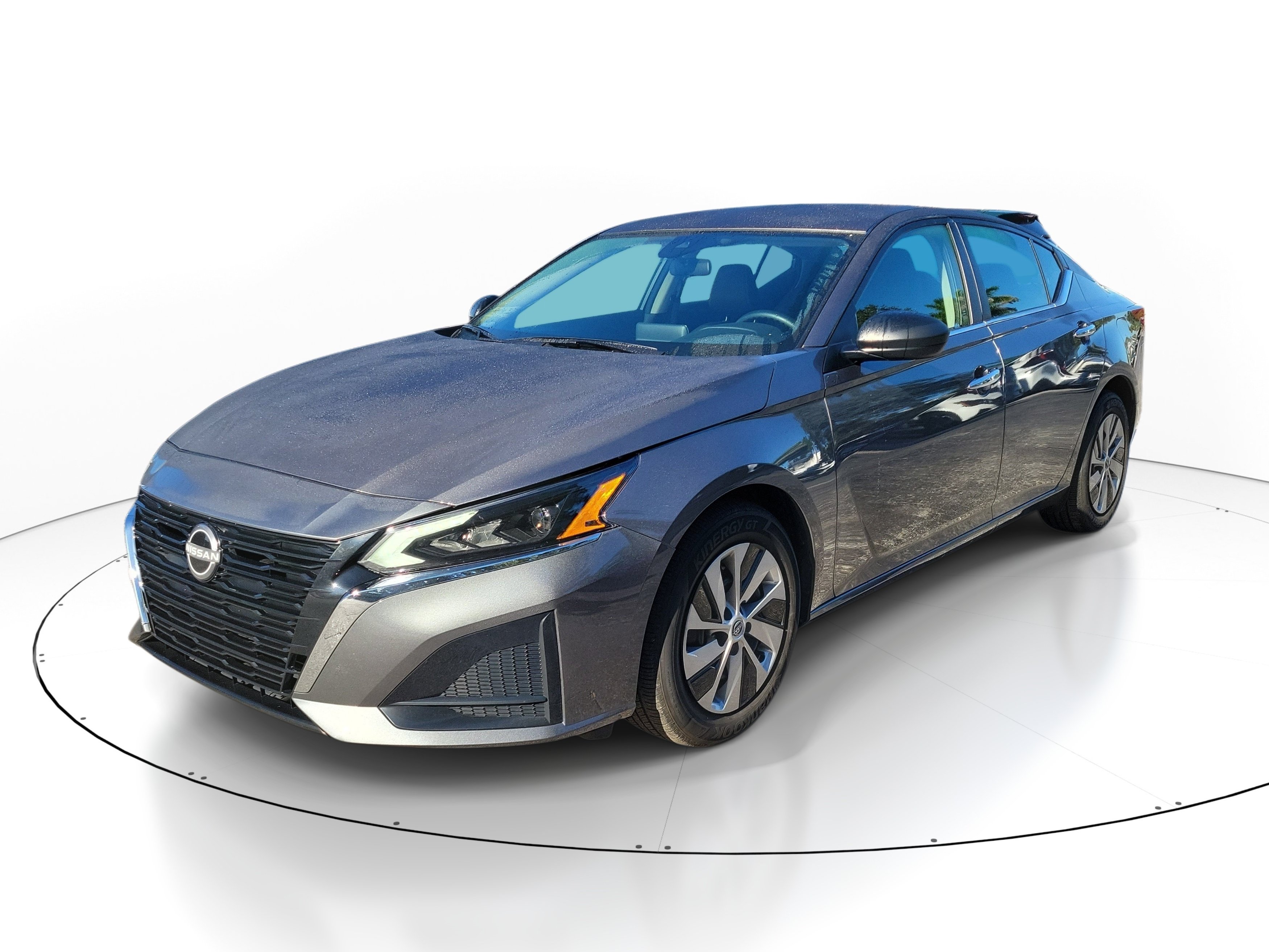 Certified 2025 Nissan Altima 2.5 S FWD image 3
