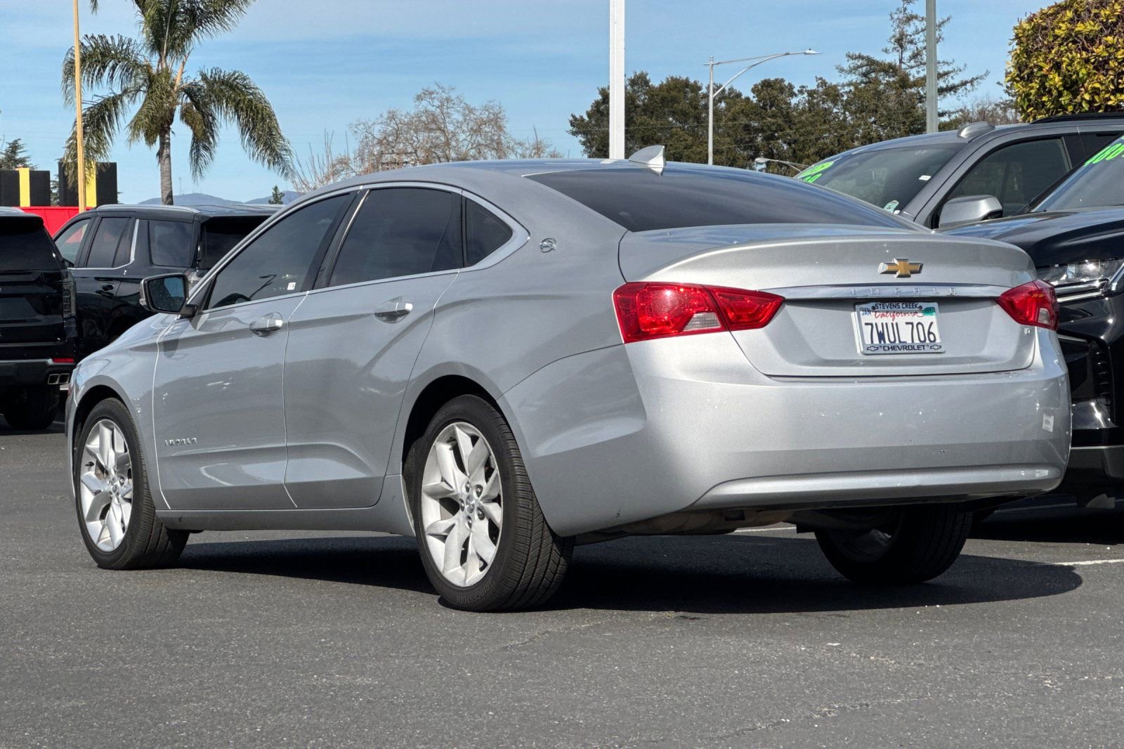 Used 2017 Chevrolet Impala LT image 7